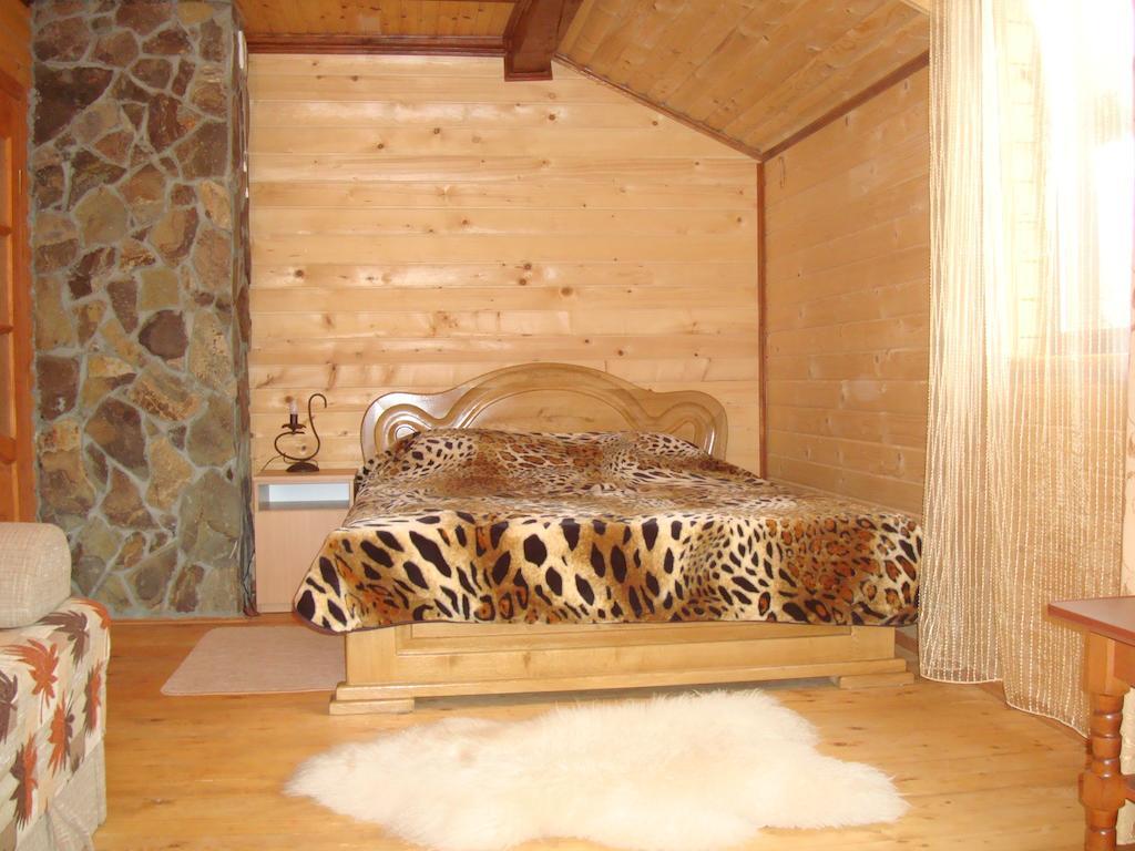 Котедж Гірський Yaremche Phòng bức ảnh