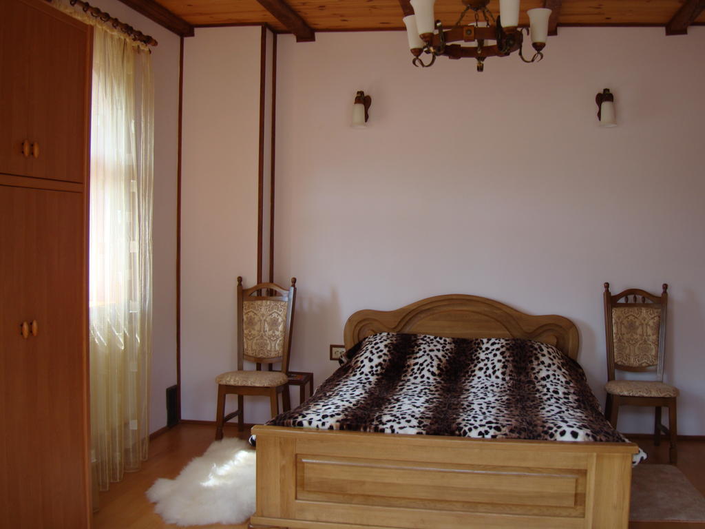 Котедж Гірський Yaremche Phòng bức ảnh